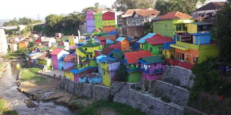 Wisata Baru 1000 Rumah Warna Warni - Kota Balikpapan - Kaltim
