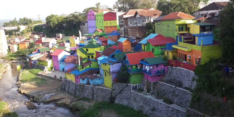 1000 Rumah Warna Warni  Wisata Baru di Balikpapan Fispol