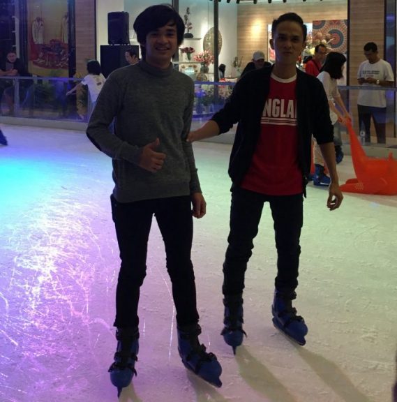 Foto Ice skating Grandcity-Surabaya